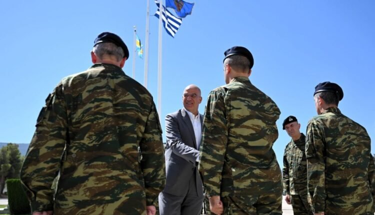 ΥΠΕΘΑ:-Σημαντική-αύξηση-αποδοχών-σε-όλες-τις-κατηγορίες-οπλιτών