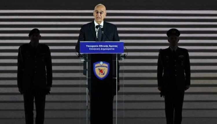 Παρουσία-Ν.-Δένδια-στην-τελετή-αποκαλυπτηρίων-της-νέας-βιοκλιματικής-όψης-του-ΥΠΕΘΑ
