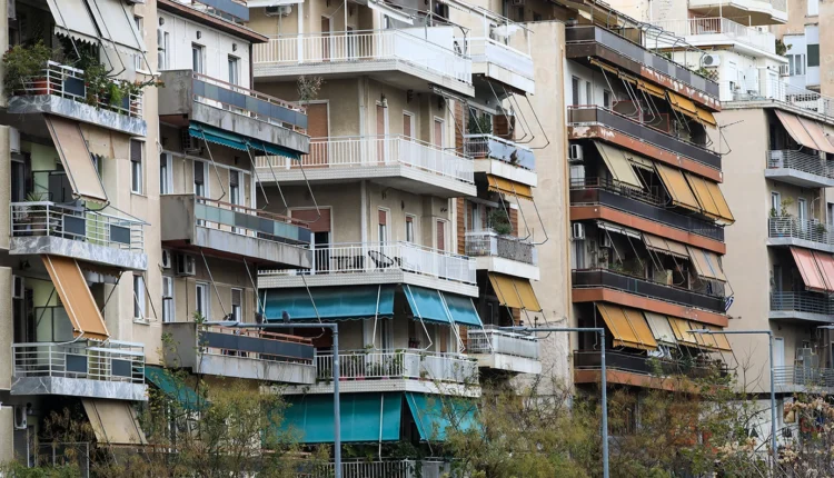 Πίεση-σε-τράπεζες-και-servicers-μέσω-διπλού-ΕΝΦΙΑ-για-να-ανοίξουν-χιλιάδες-κλειστά-ακίνητα