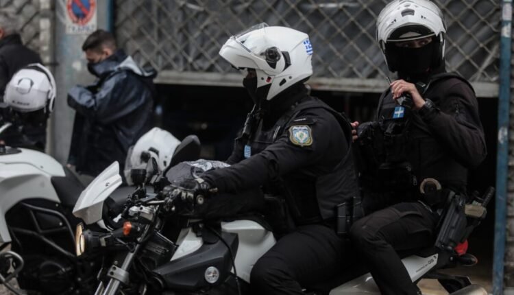 Εξάρθρωση-εγκληματικής-οργάνωσης-μετά-από-μεγάλη-επιχείρηση-σε-Αττική-και-Τίρανα