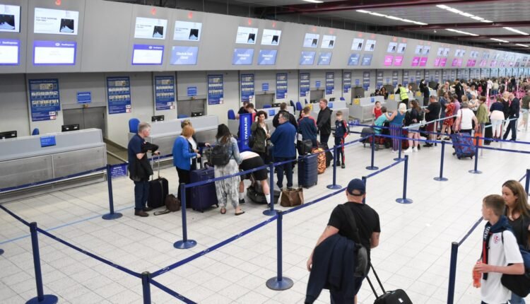 fraport:-Με-ρεκόρ-επιβατικής-κίνησης-θα-κλείσει-το-2025-για-τα-14-αεροδρόμια