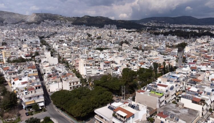 ΑΑΔΕ:-Επιστρέφει-φόρους-ακινήτων-από-το-2014-–-Ποιοι-ιδιοκτήτες-θα-λάβουν-αναδρομικά