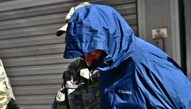 Υπόθεση-κατασκοπείας:-Γυναίκα-ο-άνθρωπος-σκιά-πίσω-από-τον-54χρονο-σμήναρχο