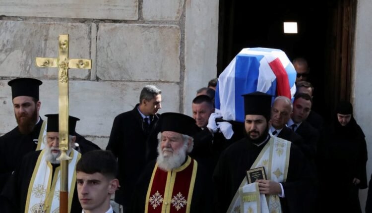 Σε-κλίμα-συγκίνησης-το-ύστατο-χαίρε-στην-Ελένη-Γλύκατζη-Αρβελέρ