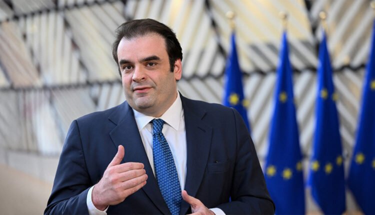 Κ.-Πιερρακάκης-για-Στενά-του-Ορμούζ:-Οι-συνέπειες-γίνονται-ήδη-αισθητές-σε-παγκόσμιο-επίπεδο