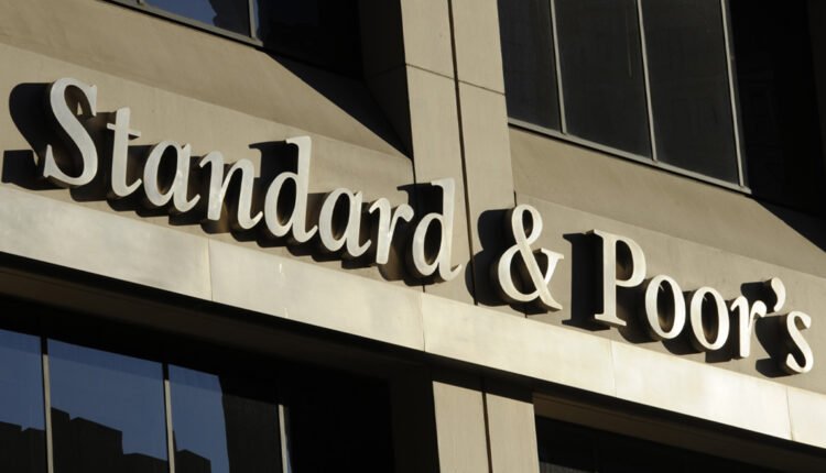Ο-standard-&-poor’s-επιβεβαίωσε-το-αξιόχρεο-της-Ελλάδας-ΒΒΒ-με-σταθερές-προοπτικές