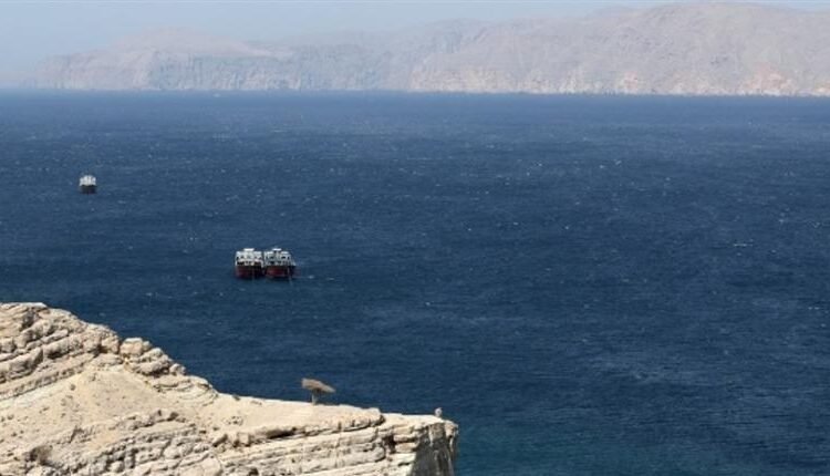 Ν.-Τραμπ:-Επιχείρηση-για-να-αποκατασταθεί-η-ελευθερία-της-ναυσιπλοΐας-στα-Στενά-του-Ορμούζ