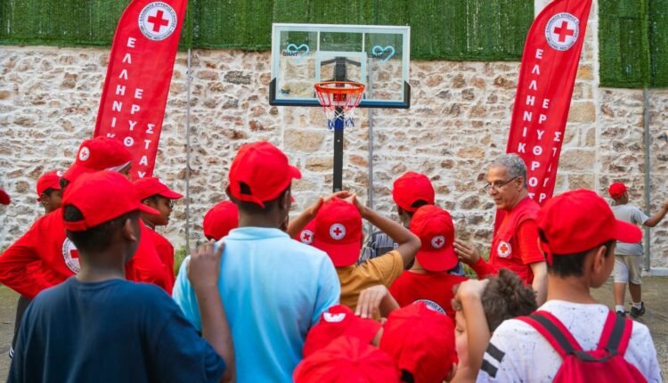 Γιορτή-καρδιάς-στον-Ερυθρό-Σταυρό:-Το-Κοινωνικό-Φροντιστήριο-έκλεισε-τη-χρονιά-με-χαμόγελα-και-αλληλεγγύη
