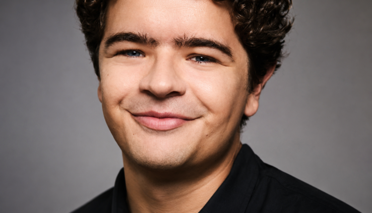 Ο-gaten-matarazzo-του-«stranger-things»-έρχεται-στο-west-end-με-το-θρυλικό-«rent»